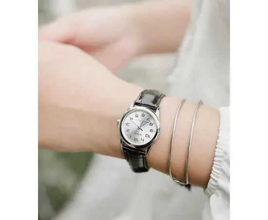Жіночий годинник Casio LTP-V001L-7BUDF, зображення 5
