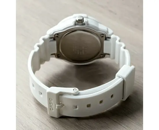 Женские часы Casio LRW-200H-4E2, фото 5